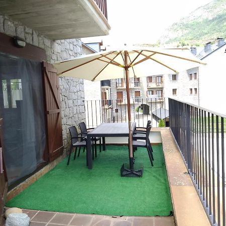 Vivienda Benasque Ibonet Apartment Екстериор снимка